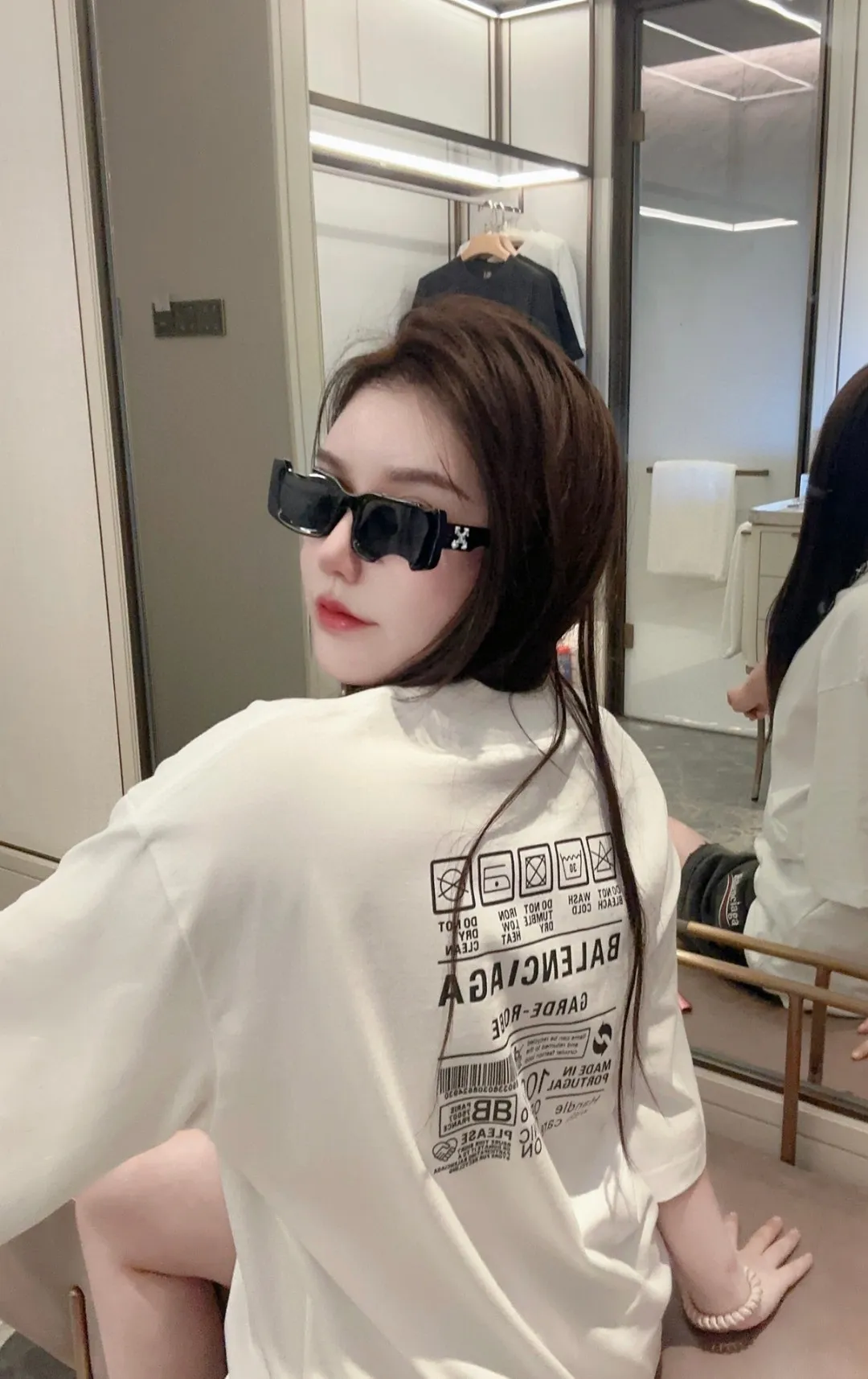 P80✨🔥 BALENCIAGA Paris lettering printed short-sleeved T-shirt, custom-woven and dyed 280g combed cotton heavyweight fabric, zero color difference in thread, perfect details, different from the current version on the market, welcome to compare, Same Style for men and women, must-sell in the picture above Color: White Black Size: 1 2 3 4